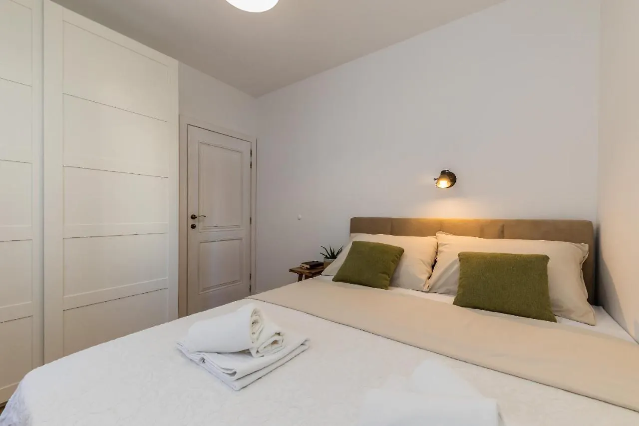 Apartment 22 Kastela